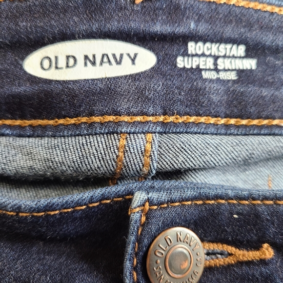 (749) Old Navy Woman's Rockstar Skinny Mid-Rise Denim Jeans, Size: 4 Color: Blue - Picture 7 of 16